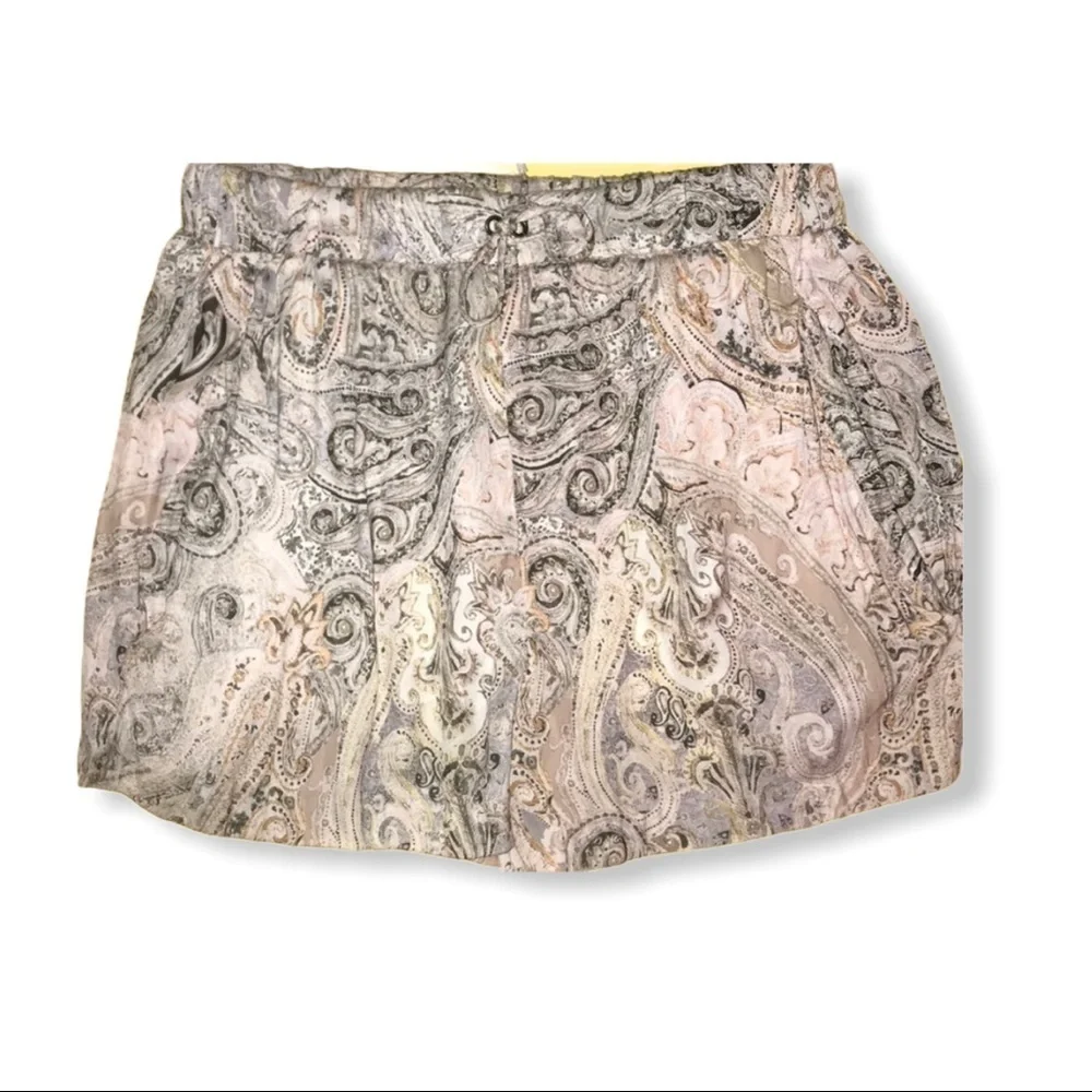 Zara Paisley‎ Shorts